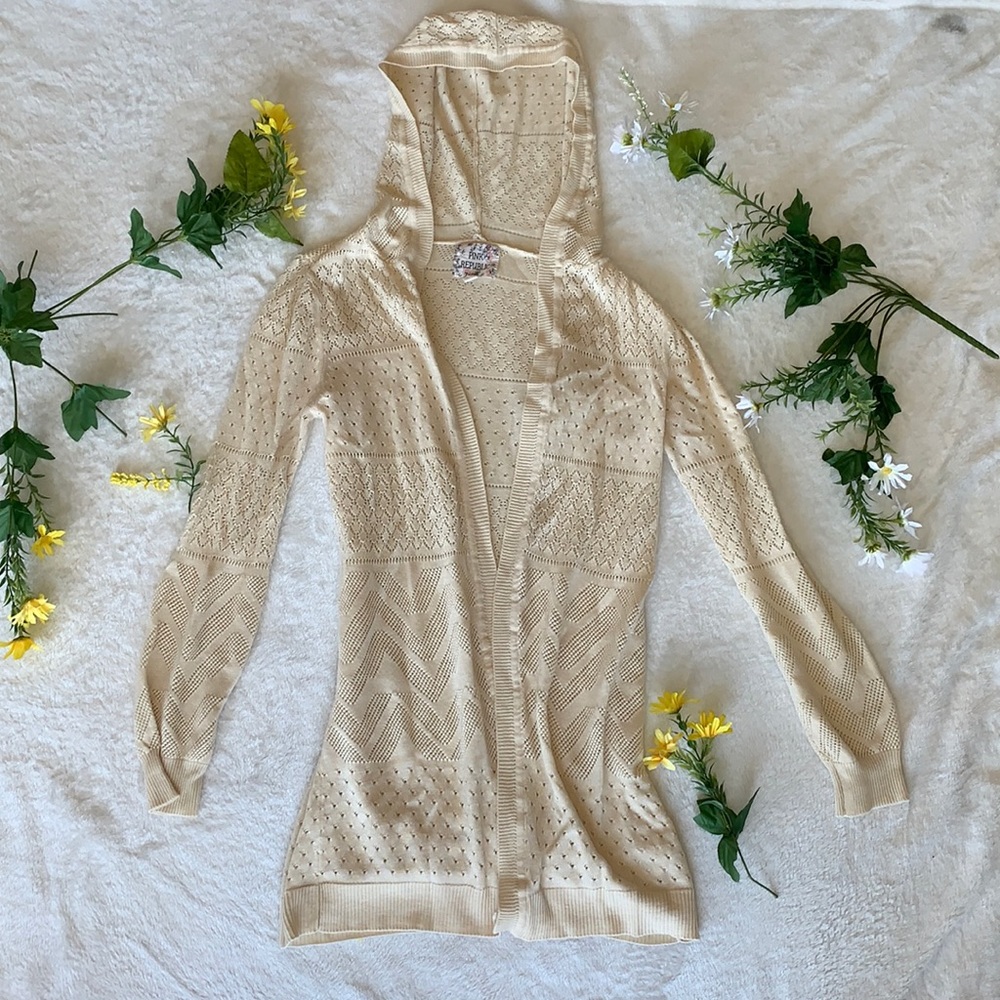 Hooded cream cardigan